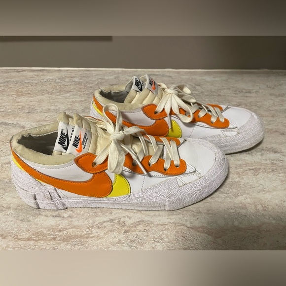 Nike Sacai Blazers - Picture 3 of 4